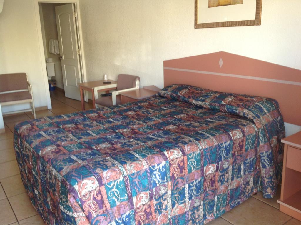 Redwood Motel Chandler Bilik gambar