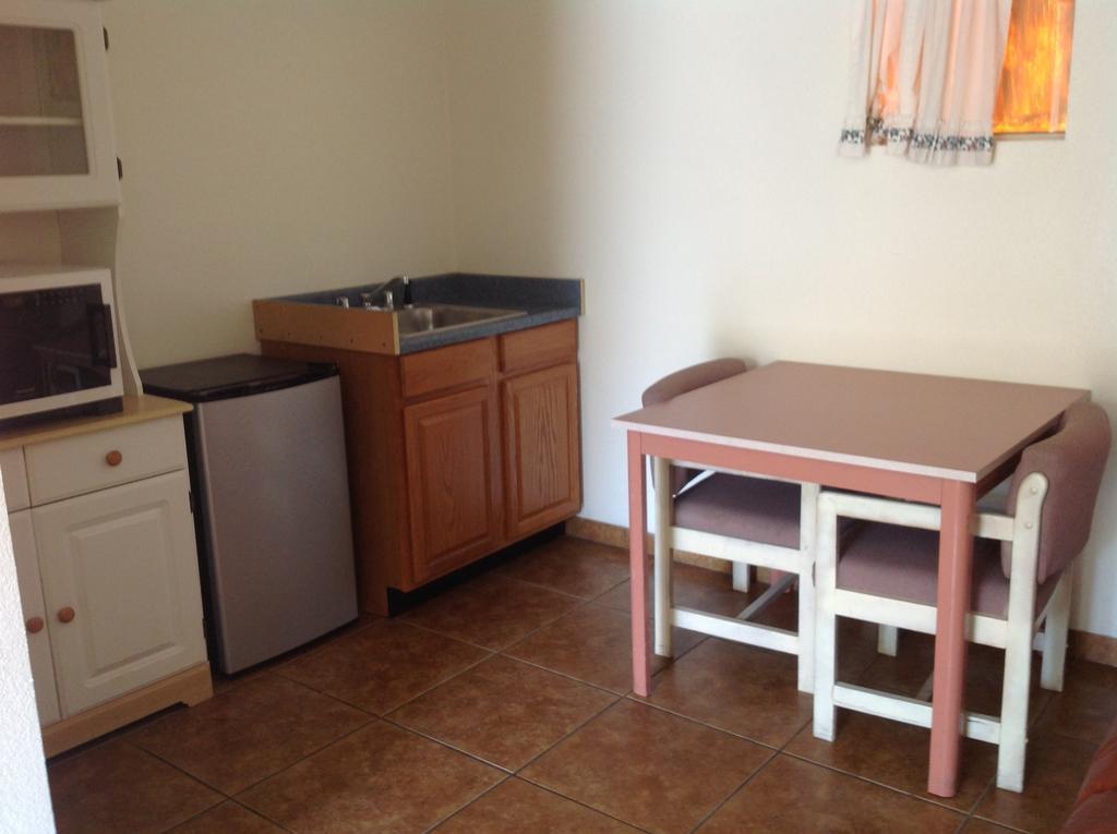 Redwood Motel Chandler Bilik gambar