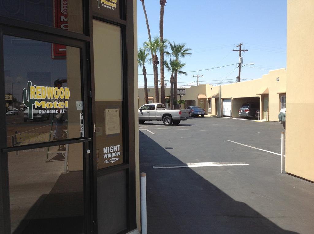 Redwood Motel Chandler Luaran gambar