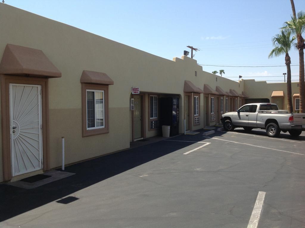 Redwood Motel Chandler Luaran gambar